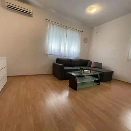 Lukica Apartman